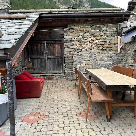 Grandze Du Pleiney Holiday home Saint-Rhemy-En-Bosses
